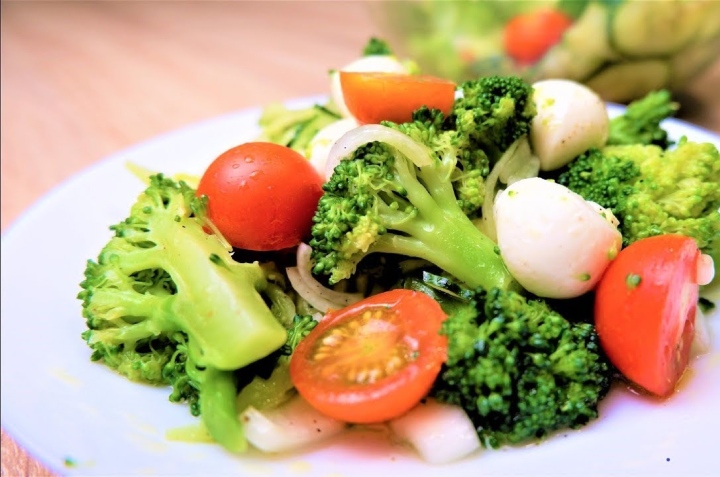 ensalada de brocoli para enfermos renales